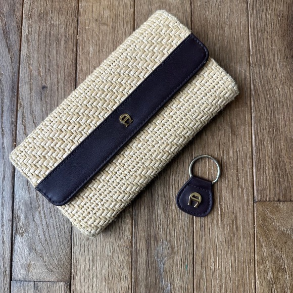 Etienne Aigner Raffia Straw Wallet Leather Trim and Keyring Resort Coastal - Picture 1 of 13